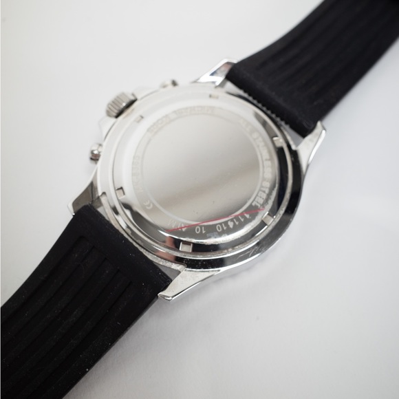 Michael Kors Everest Silicone Navy Black Watch MK8365 - Picture 10 of 13